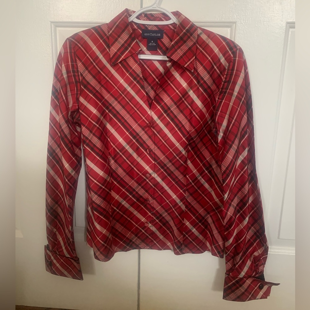 Ann Taylor Red Plaid Silk Blouse Size 6